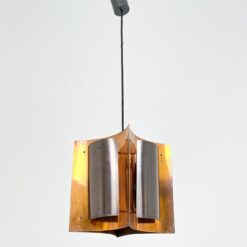 Pakabinamas vario skardos šviestuvas 20x20x80 cm