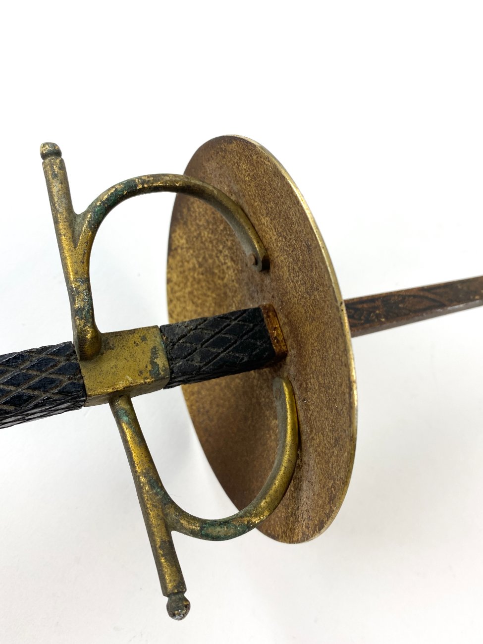 DP0343-ginklai-8 Suvenyrinė ispaniška Toledo fechtavimosi rapyra 83×10,5×11 cm