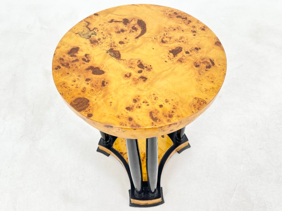 HF0425-stalai-3 Art deco stiliaus riešutmedžio lukšto koloninis staliukas 54x54x75,5 cm