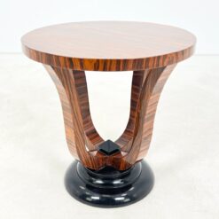 Art Deco stiliaus apvalus riešutmedžio lukšto staliukas 60x60x60 cm