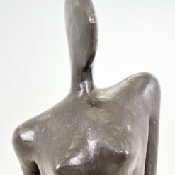 Bronzinė statula “Moteris” 32x37x181 cm