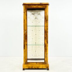 Barokinio stiliaus, riešutmedžio vitrina 40x70x176 cm