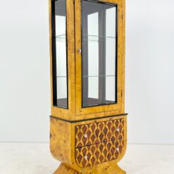 Art Deco stiliaus vitrina su stalčiais 39×69,5×189 cm
