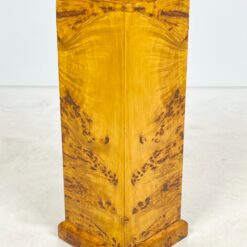 Art Deco stiliaus riešutmedžio kolona 34,5×34,5×92 cm