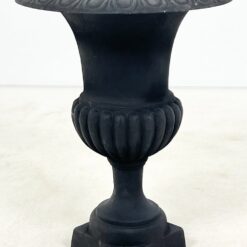 Ketaus juodos spalvos lauko vazonai 2 vnt. komplektas 55x55x73 cm