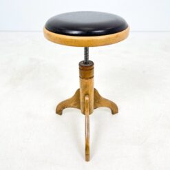 Vintažinė medinė reguliuojamo aukščio pianino kėdutė su eko oda 37x37x47(+15) cm