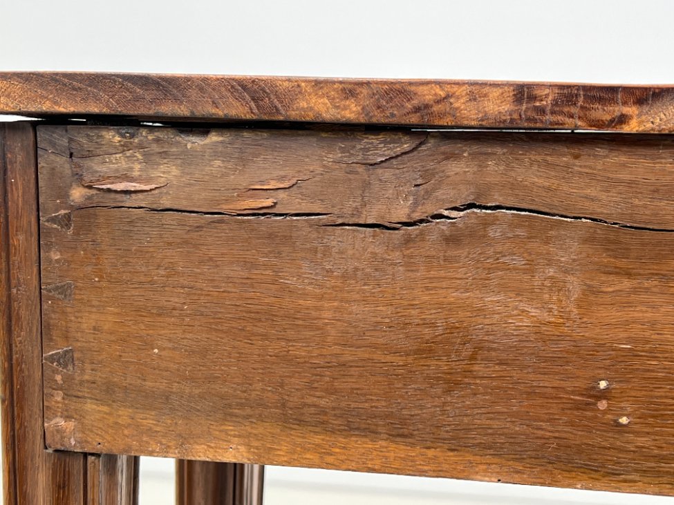 HK1031-stalai-16 Medinė konsolė su stalčiuku 27x83x72,5 cm