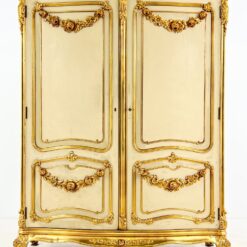 Dviejų durų medinė rūbų spinta rokoko stiliaus 65x145x201,5 cm