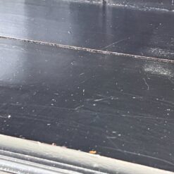 Medinė, pastatoma, juodos spalvos knygų lentyna su stalčiais 34x99x180 cm