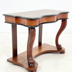 Chippendale stiliaus raudonmedžio konsolė su liūto kojomis 48x91x67,5 cm