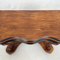 Chippendale stiliaus raudonmedžio konsolė su liūto kojomis 48x91x67,5 cm