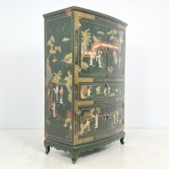 Rytietiška, medinė, žalios spalvos komoda 58x106x165,5 cm