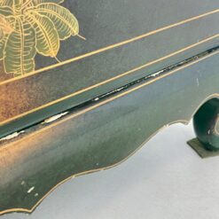 Rytietiška, medinė, žalios spalvos komoda 58x106x165,5 cm