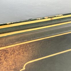 Rytietiška, medinė, žalios spalvos komoda 58x106x165,5 cm