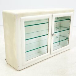 Metalinė, vintažinė, pakabinama spintelė vaistams 21x80x50 cm