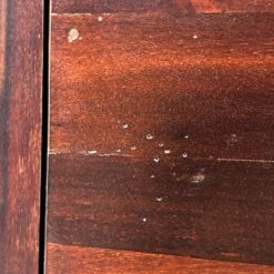 Bombay stiliaus penkių stalčių komoda 47x42x134,5 cm