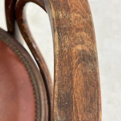 Thonet stiliaus odinė darbo kėdė 56x66x80-90 cm, 49-60 cm