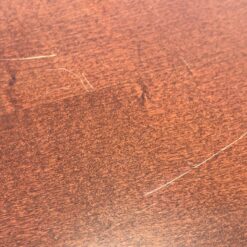 Raudonmedžio apvali knygų lentyna ant ratukų 49x49x66,5 cm