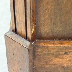 Senovinė raudonmedžio komoda su slankiojončiom durelėm 36x78x70 cm