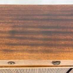 Senovinė raudonmedžio komoda su slankiojončiom durelėm 36x78x70 cm