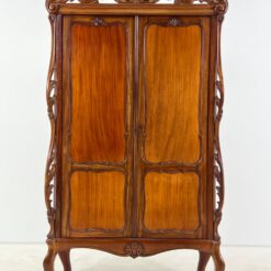 Baroko stiliaus raudonmedžio dviejų durų spinta su drožiniais 42x105x198 cm