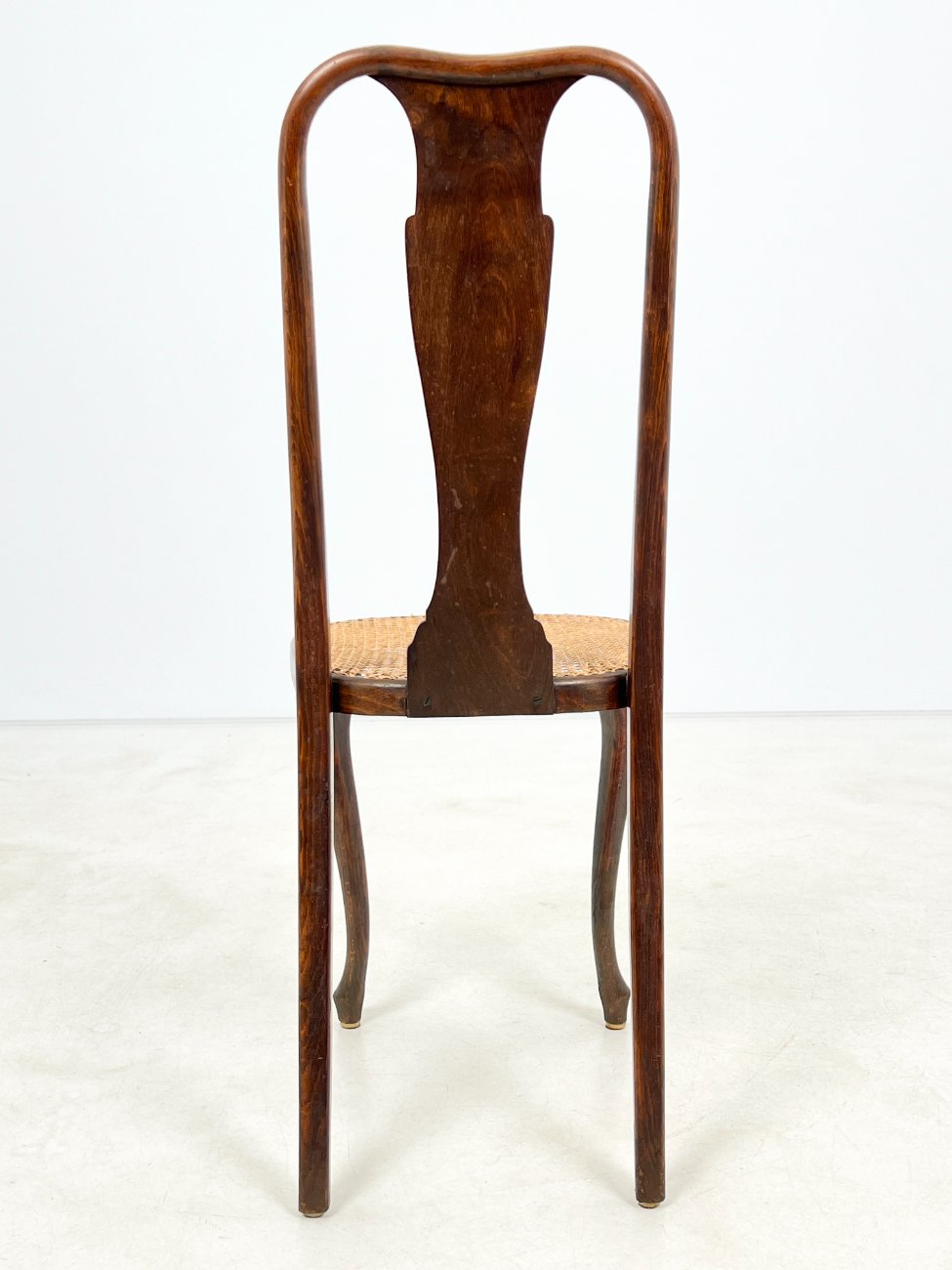 HK1062-kedes-8 Medinės “Fischel” kėdės su ratanu 4 vnt. komplektas 49x40x101 cm, 48 cm