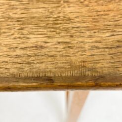 Mid Century vaikiškas ąžuolinis šešių stalčių rašomasis stalas 50,5×90,5×70 cm