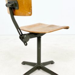 Vintažinė Ahrend de Cirkel darbo kėdė reguliuojamo aukščio atlošu 60x54x69(+9) cm, 47 cm