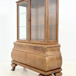 Art Deco riešutmedžio lukšto bufetas 46x129x173 cm