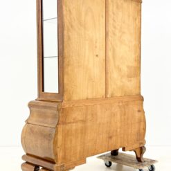 Art Deco riešutmedžio lukšto bufetas 46x129x173 cm