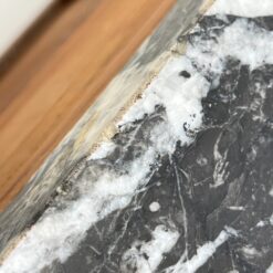 Prabangi raudonmedžio konsolė marmuriniu stalviršiumi 54x165x79 cm