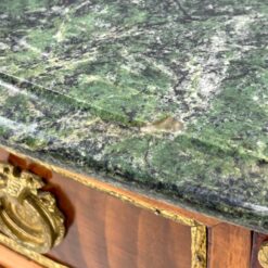 Liudviko XVI laikotarpio stiliaus inkrustuota komoda su marmuru 42x83x80,5 cm