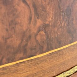 Liudviko XVI laikotarpio stiliaus inkrustuota komoda su marmuru 42x83x80,5 cm