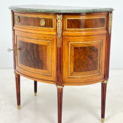 Liudviko XVI laikotarpio stiliaus inkrustuota komoda su marmuru 42x83x80,5 cm