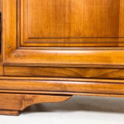 Itališka “Selva” trijų stalčių ir trijų durų riešutmedžio komoda 52x212x92 cm