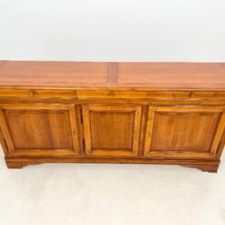 Itališka “Selva” trijų stalčių ir trijų durų riešutmedžio komoda 52x212x92 cm