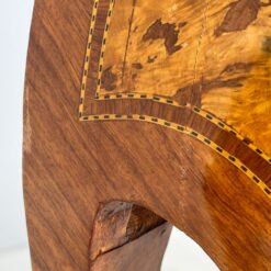 Liudviko XV laikotarpio stiliaus inkrustuota komoda su marmuru ir žalvario detalėmis 45x103x78,5 cm