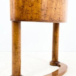 Biedermeier stiliaus riešutmedžio lukšto rašomasis stalas 58x98x94 cm