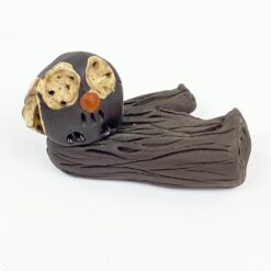 Molinė statulėlė “Apuokas ant šakos” 3x5x3 cm