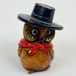 Apuoko su skrybėlė statulėlė iš polirezino 4x4x5 cm