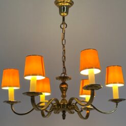 Žalvarinis pakabinamas šešių šakų sietynas su gaubteliais 69x69x68 cm