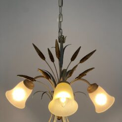 Metalinis pakabinamas augalų motyvų trijų šakų sietynas 56x56x77 cm