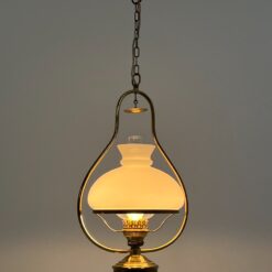 Pakabinamas žalvarinis žibalinės lempos tipo šviestuvas 26x32x103 cm