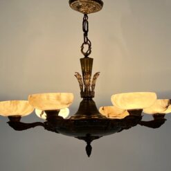 Bronzinis šešių šakų sietynas su natūralaus akmens gaubtais 86x86x74 cm