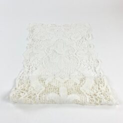 Rankų darbo nertas stalo takelis 77,5x31x0,1 cm