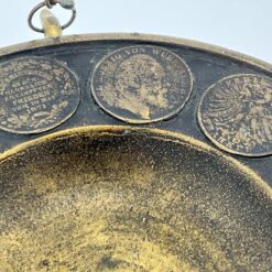 Žalvarinė pakabinama lėkštė su senovinių monetų atvaizdais 19,5×19,5×42 cm
