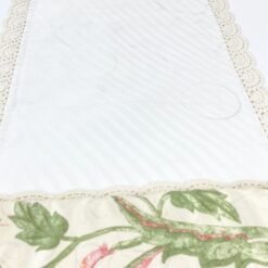 Gėlių raštų stalo takelis apnertomis kraštinėmis 117x36x0,2 cm