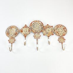 Sendinta metalinė penkių kabliukų sieninė kabykla 6×46,5×24,5 cm