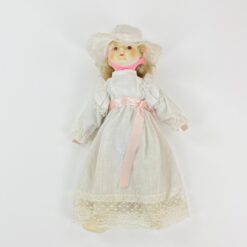 Porcelianinė lėlė 14x24x43 cm