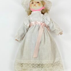 Porcelianinė lėlė 14x24x43 cm